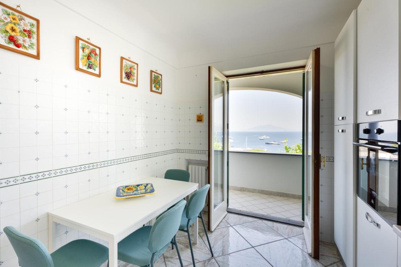 Emozioni Capresi Guest House Capri Bagian luar foto